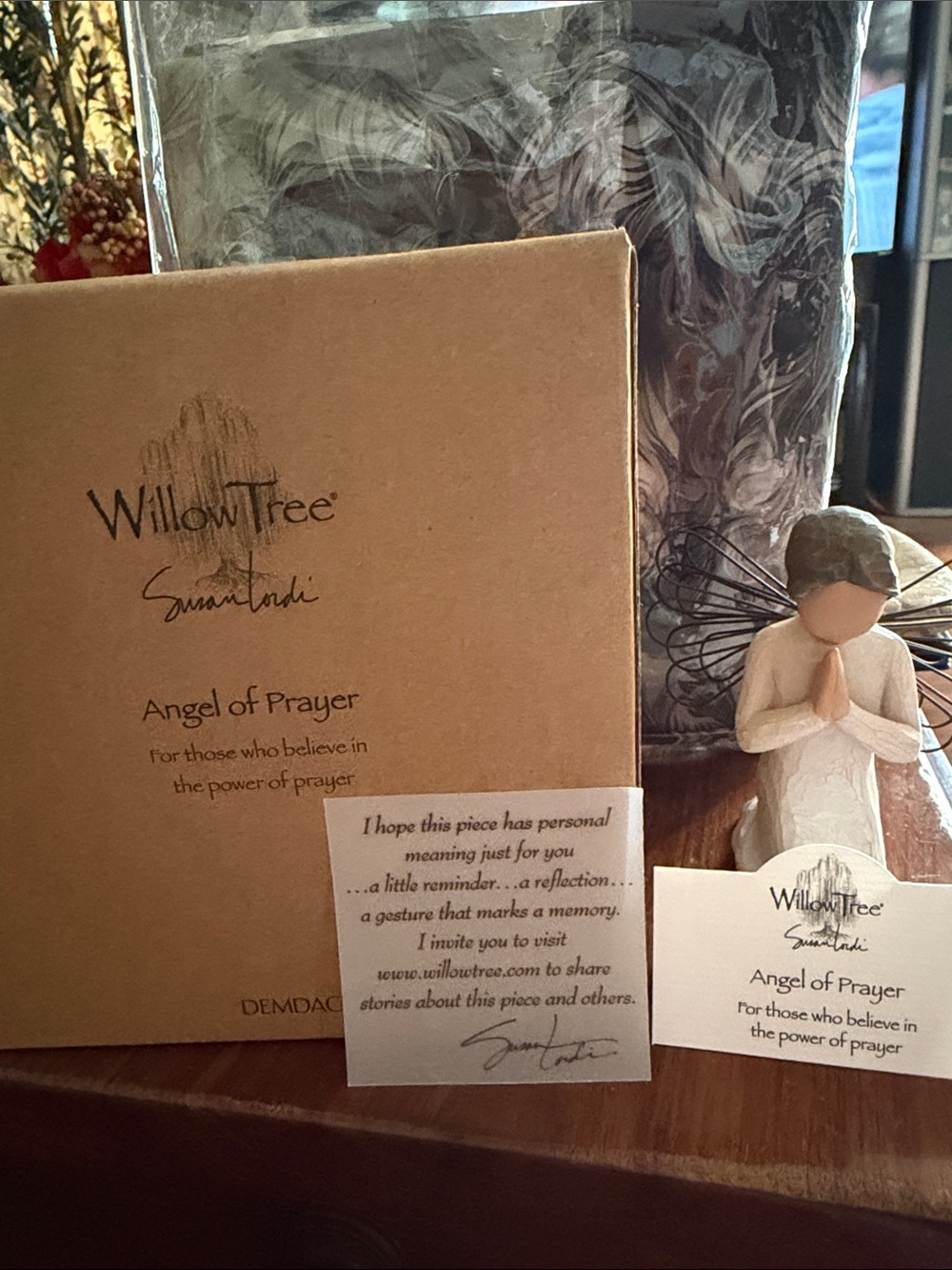 Willow Tree Angel of Prayer Figurine - Cream and Brown